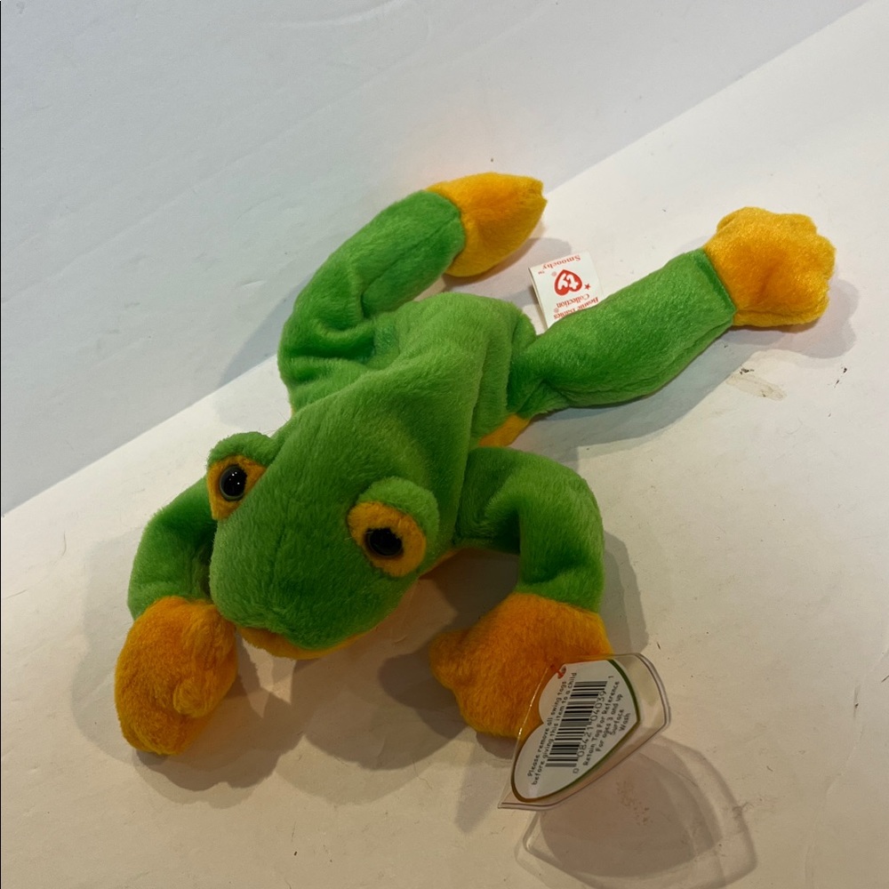 Ty Green and Orange Plush Frog “Smoochy”